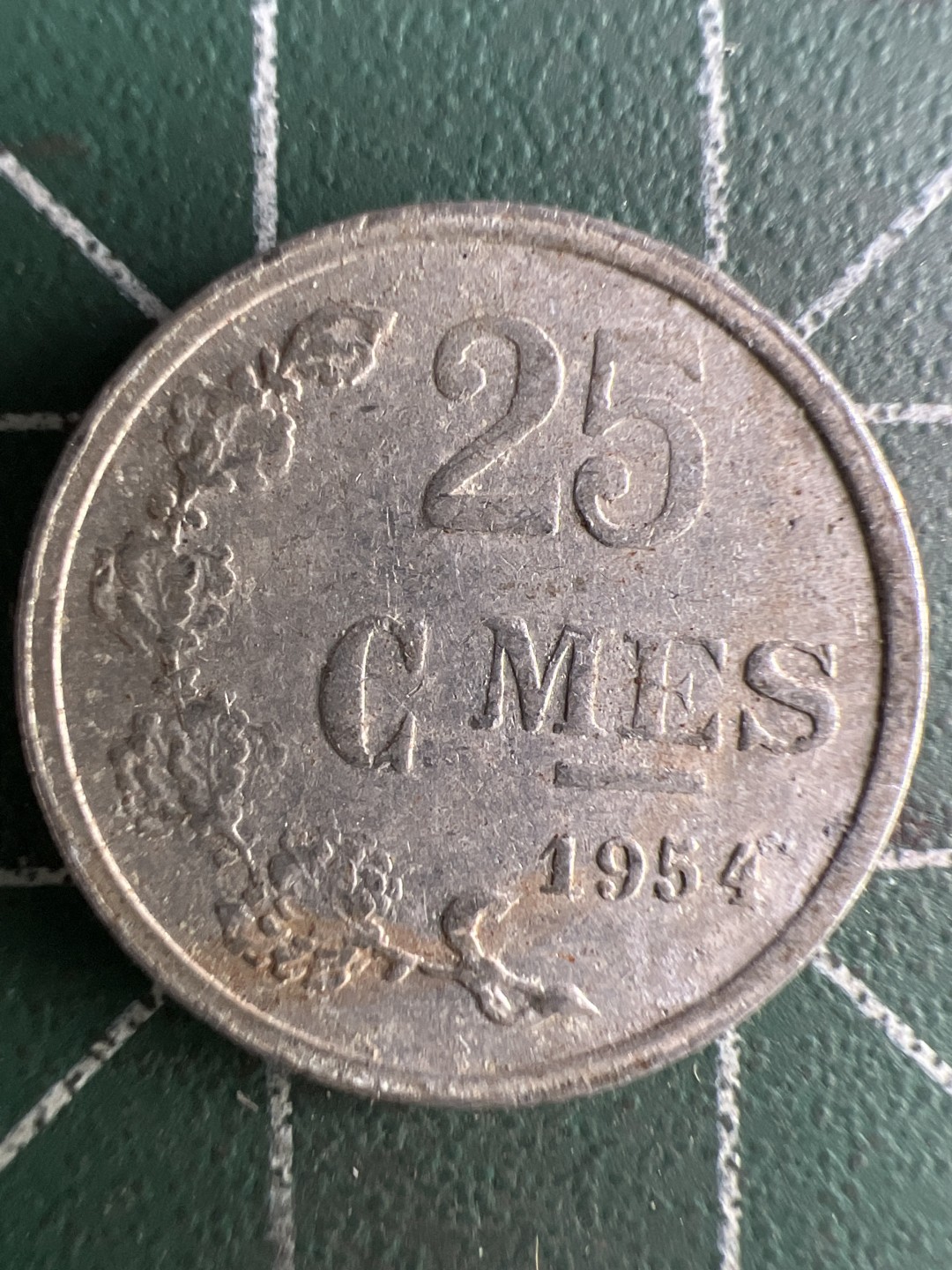 泡泡堂微拍第一 一 九幕硬币捡漏可累计专场👿👿，累计满二十元包邮，接受代拍业务 卢森堡25分