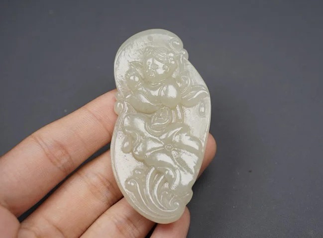 ｜冷门出品｜精选专拍·第贰拾玖场· 和田玉 莲生童子玉牌挂件