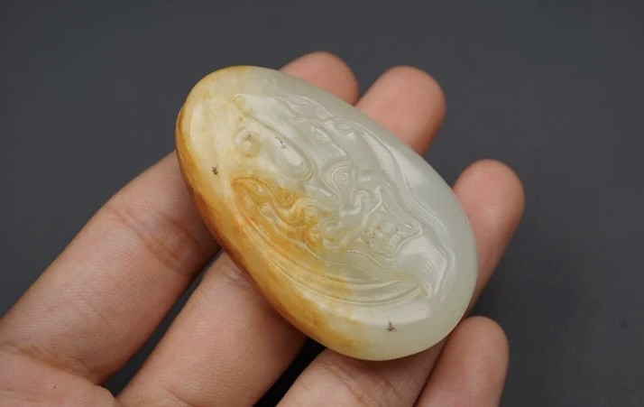 ｜冷门出品｜精选专拍·第贰拾玖场· 和田玉带皮 貔貅牌挂件