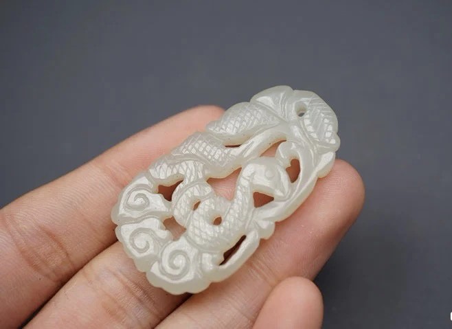 ｜冷门出品｜精选专拍·第贰拾玖场· 和田玉 蛇玉牌挂件