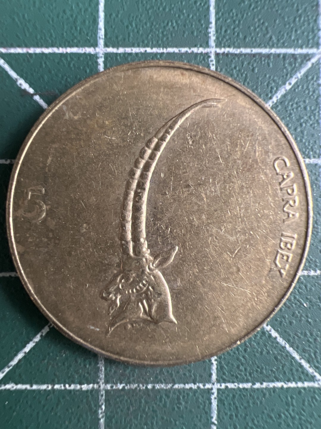 泡泡堂微拍第一 一 九幕硬币捡漏可累计专场👿👿，累计满二十元包邮，接受代拍业务 斯洛文尼亚5托拉尔