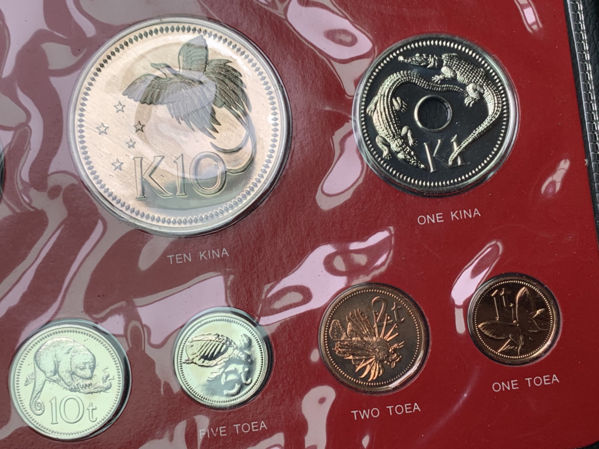 《竞宝斋》第151场-周日，周一，周四 3场 (全场包邮) 原盒 巴布亚新几内亚 1978年 八枚套币 镍币发行量极少