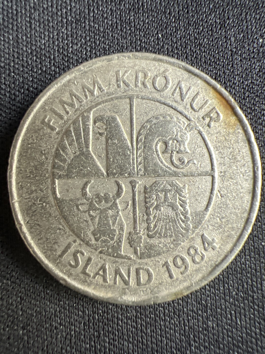 泡泡堂微拍第一 二 二幕硬币捡漏可累计专场👿👿，累计满二十元包邮，接受代拍业务 冰岛5克朗