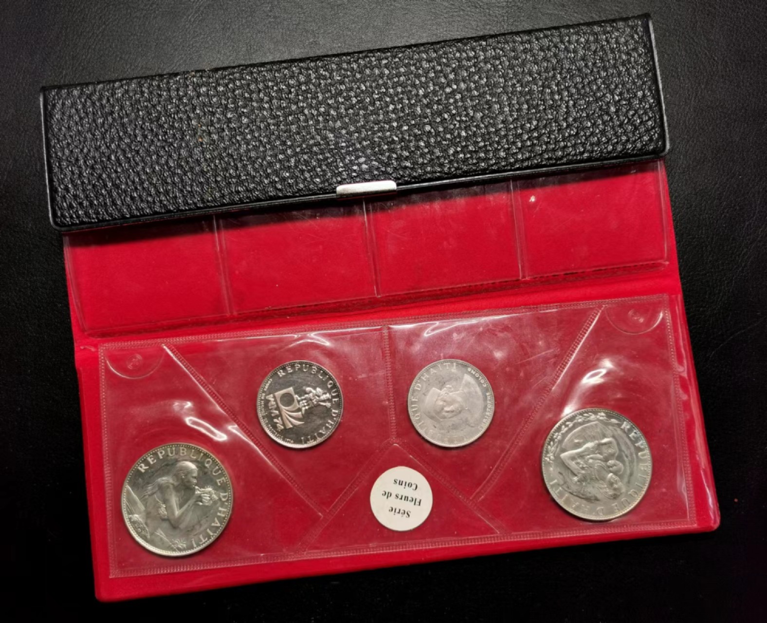 凡希社世界钱币微拍第二百三十五期 1973海地大钱包PS品佳！