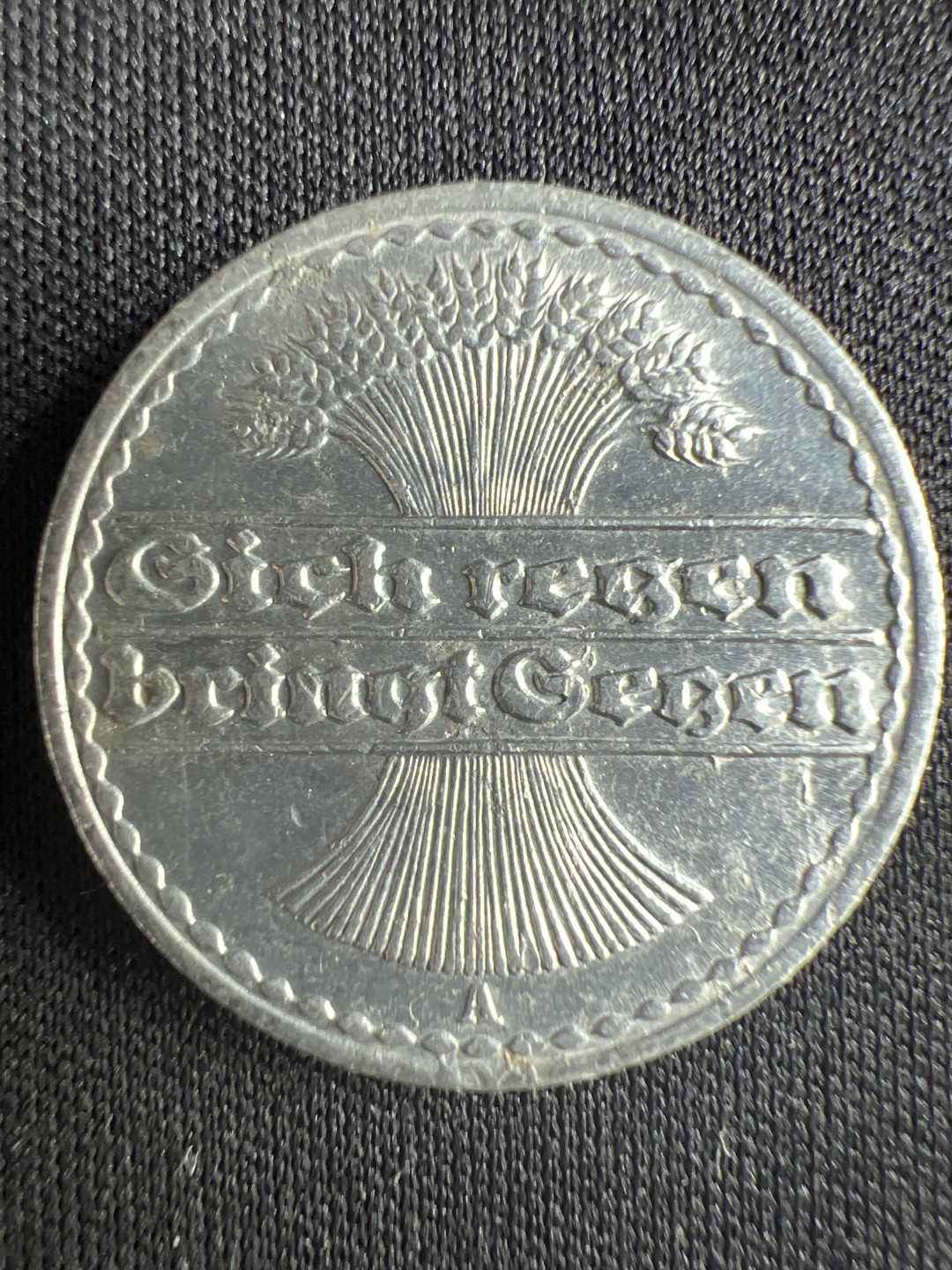 泡泡堂微拍第一 二 一幕硬币捡漏可累计专场👿👿，累计满二十元包邮，接受代拍业务 德国50芬尼