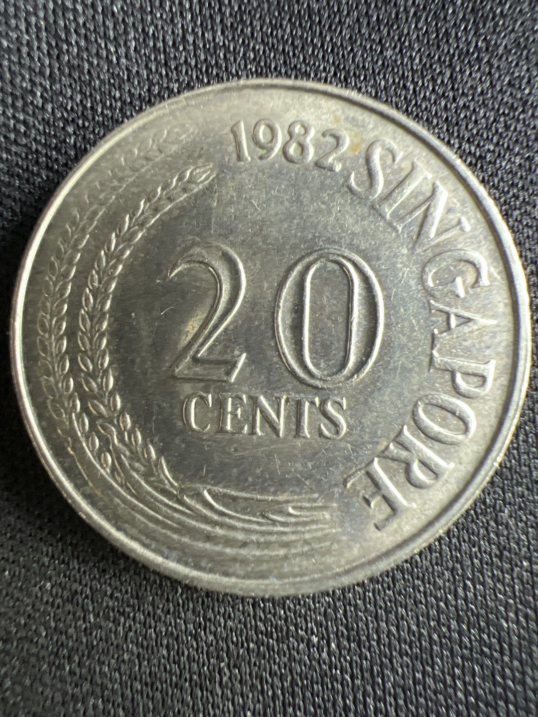 泡泡堂微拍第一 二 二幕硬币捡漏可累计专场👿👿，累计满二十元包邮，接受代拍业务 新加坡剑鱼