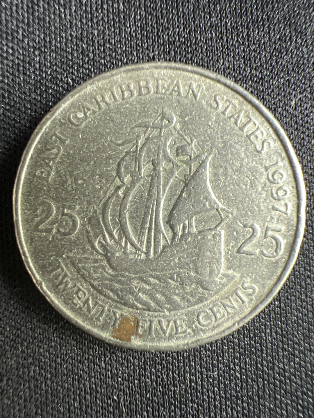 泡泡堂微拍第一 二 二幕硬币捡漏可累计专场👿👿，累计满二十元包邮，接受代拍业务 东加勒比25分