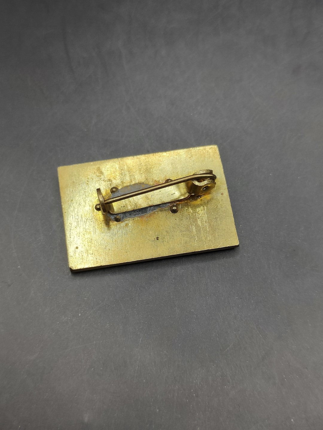 全场0元起拍 第46期 咸鱼国勋章拍卖专场 4月12日（周三）下午6：00开始 东德FDGB40周年纪念章