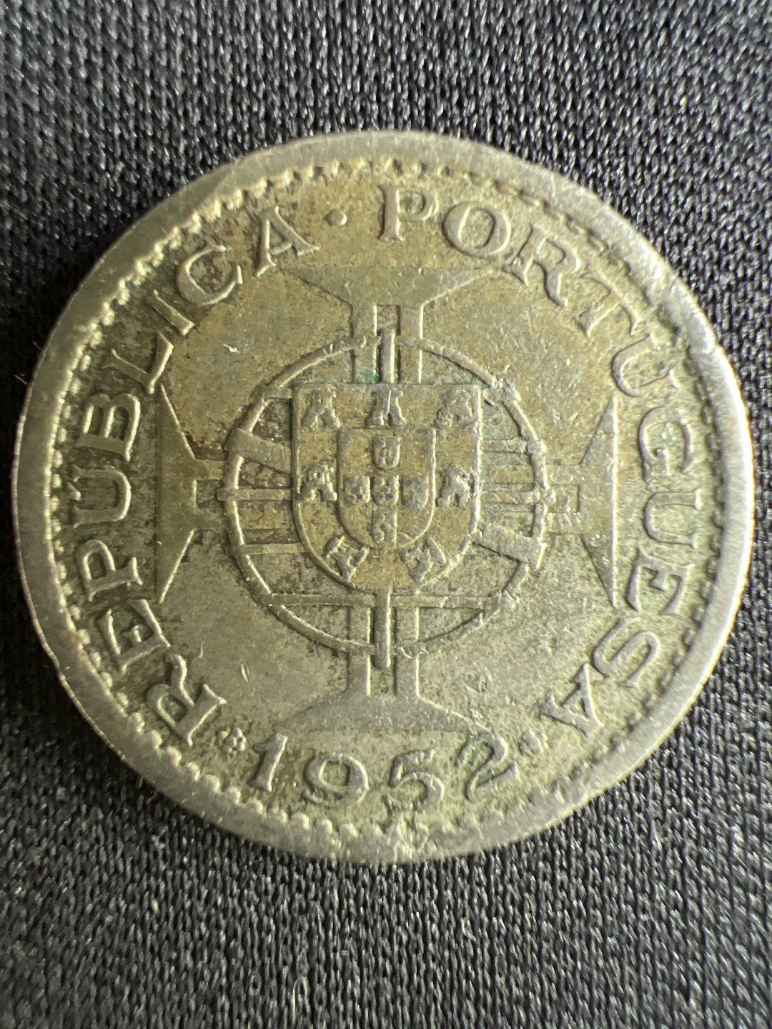 泡泡堂微拍第一 二 一幕硬币捡漏可累计专场👿👿，累计满二十元包邮，接受代拍业务 澳门五豪