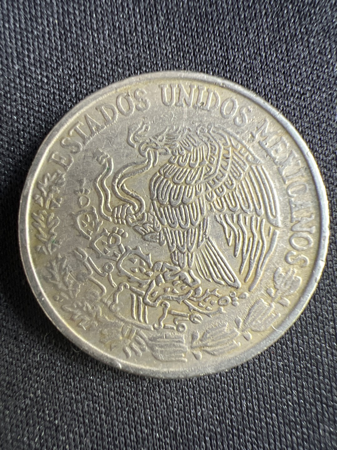 泡泡堂微拍第一 二 二幕硬币捡漏可累计专场👿👿，累计满二十元包邮，接受代拍业务 墨西哥