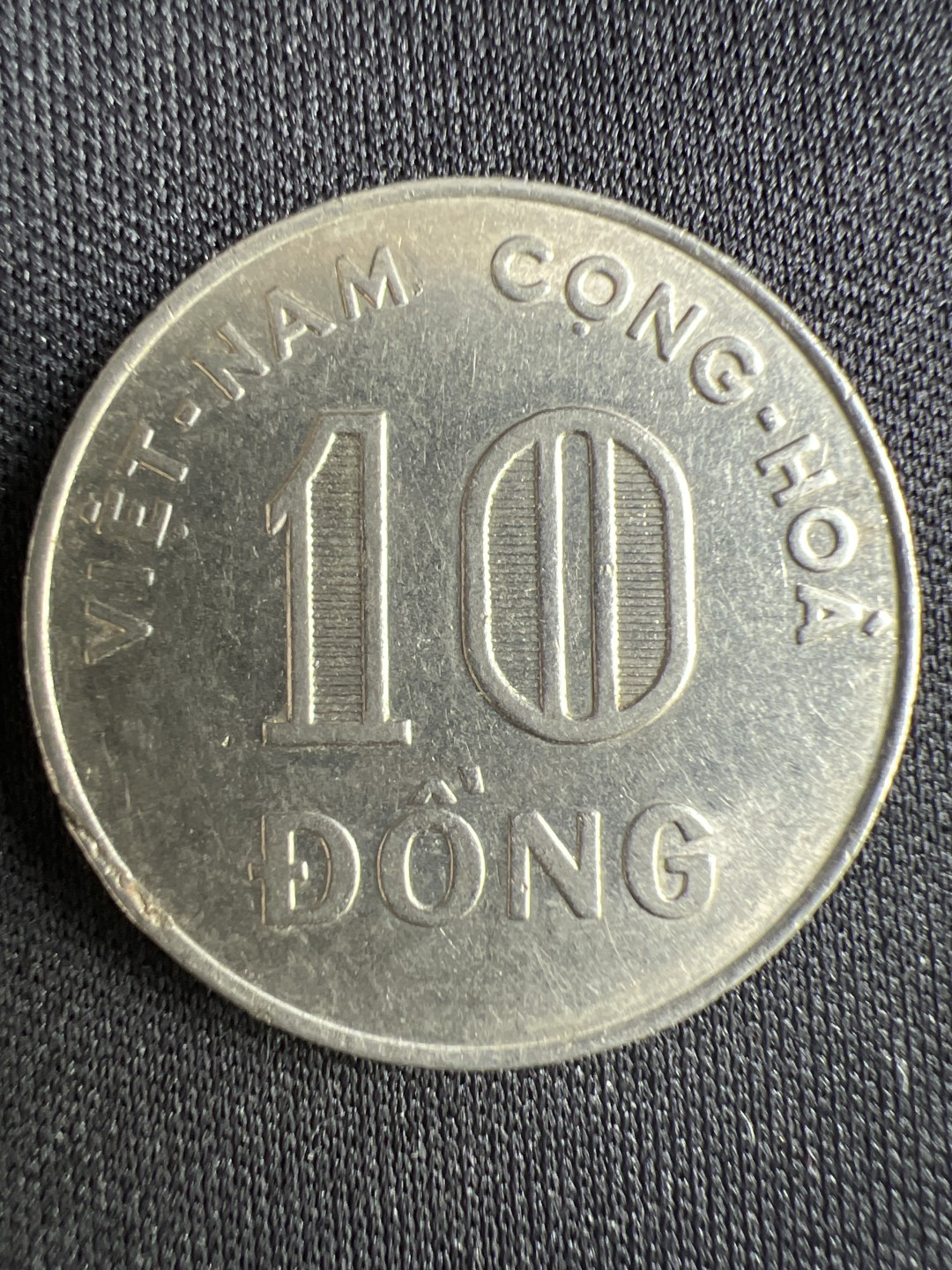 泡泡堂微拍第一 二 二幕硬币捡漏可累计专场👿👿，累计满二十元包邮，接受代拍业务 越南10盾