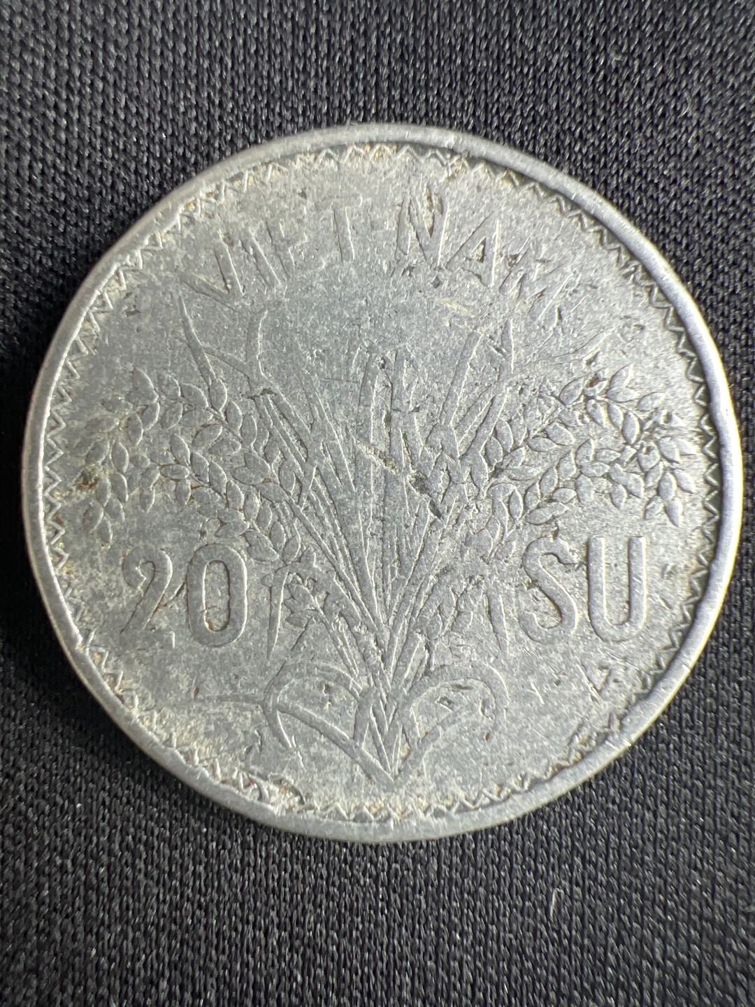 泡泡堂微拍第一 二 一幕硬币捡漏可累计专场👿👿，累计满二十元包邮，接受代拍业务 越南20分