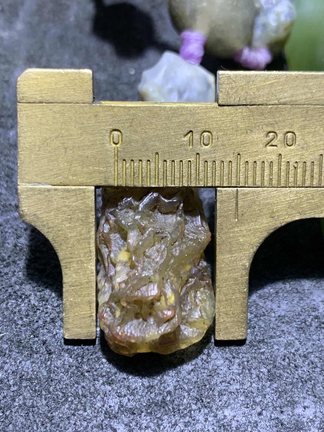 精美阿拉善青花筋脉石玛瑙项链一条，