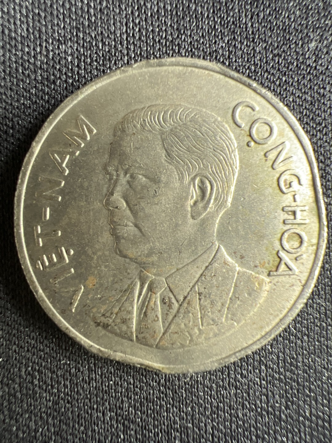 泡泡堂微拍第一 二 一幕硬币捡漏可累计专场👿👿，累计满二十元包邮，接受代拍业务 越南1盾