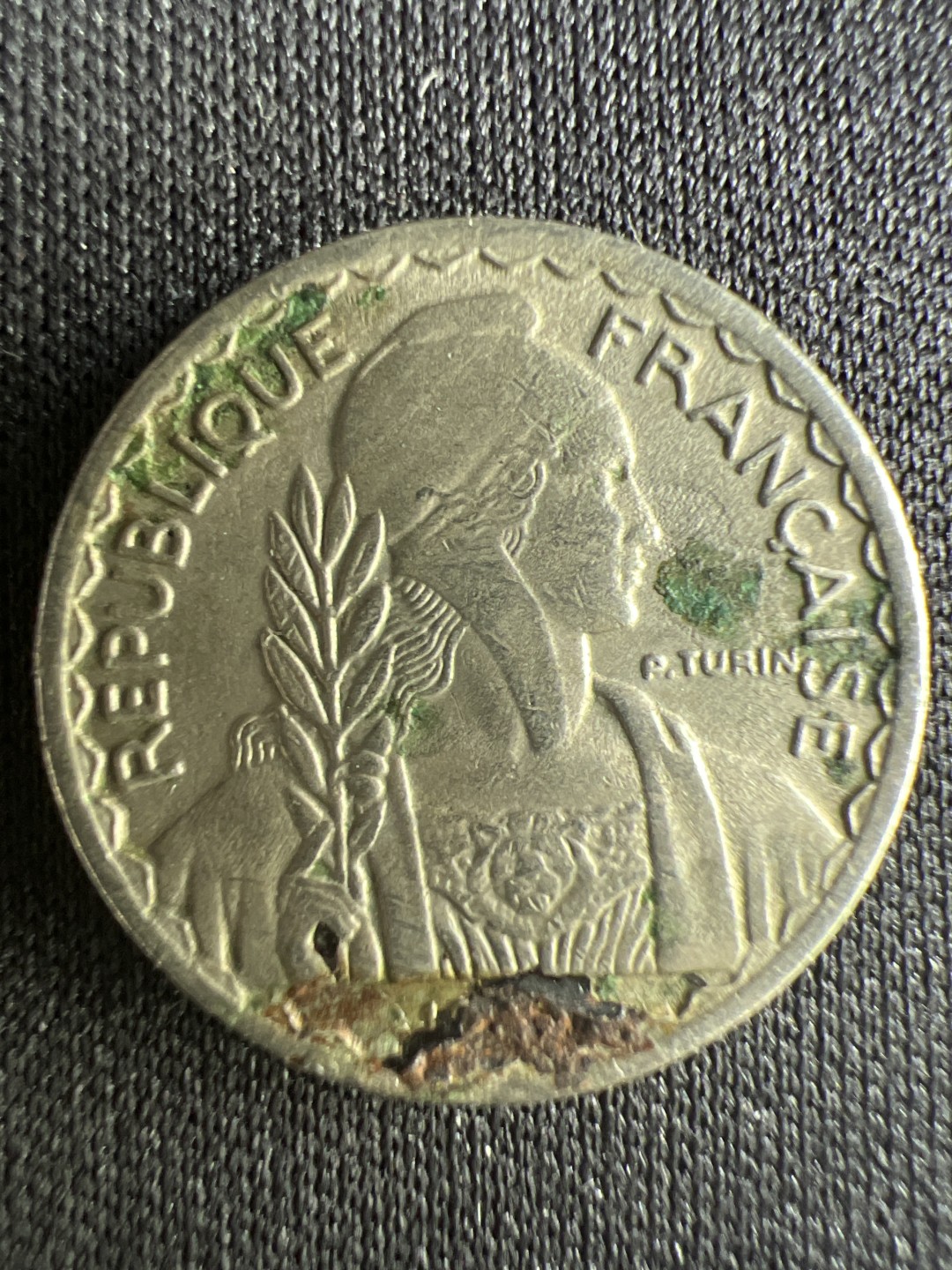 泡泡堂微拍第一 二 一幕硬币捡漏可累计专场👿👿，累计满二十元包邮，接受代拍业务 法属印度支那十分