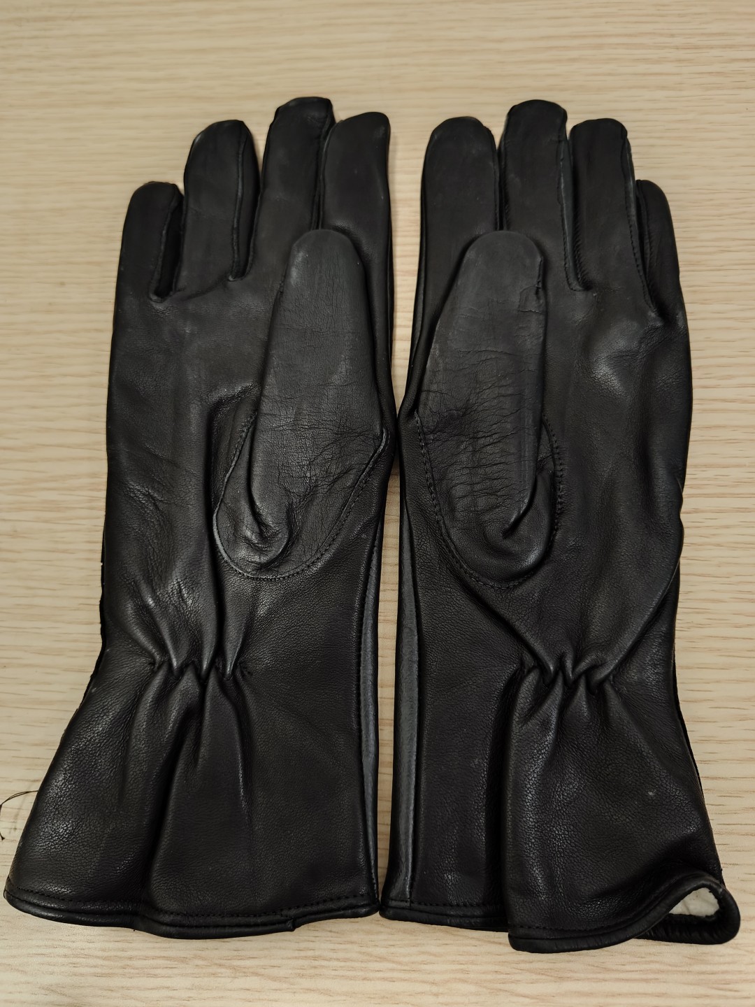 全场0元起拍 第46期 咸鱼国勋章拍卖专场 4月12日（周三）下午6：00开始 东德陆军皮手套 s码