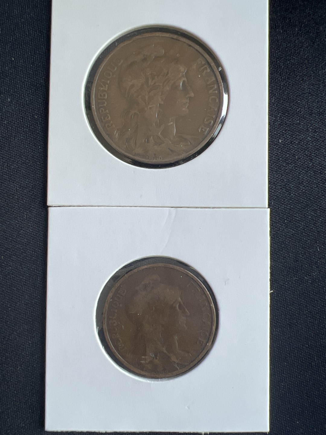 泡泡堂微拍第一 二 三幕硬币、纸币捡漏可累计专场👿👿，累计满二十元包邮，接受代拍业务 法兰西两枚