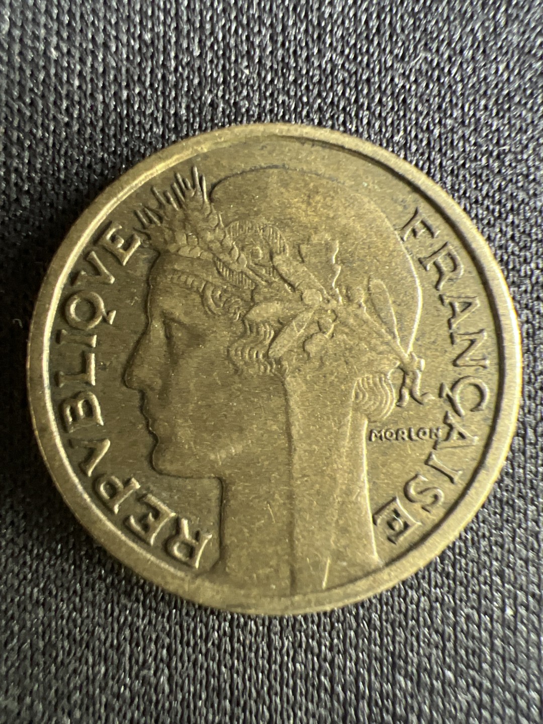 泡泡堂微拍第一 二 一幕硬币捡漏可累计专场👿👿，累计满二十元包邮，接受代拍业务 法国50分