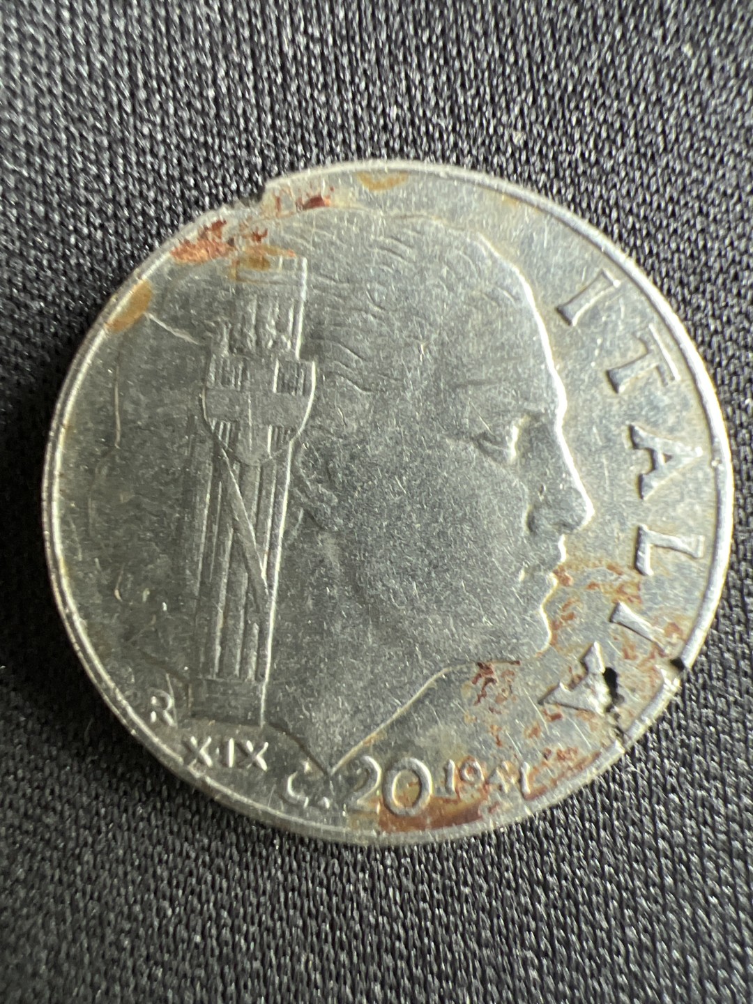 泡泡堂微拍第一 二 一幕硬币捡漏可累计专场👿👿，累计满二十元包邮，接受代拍业务 意大利20分