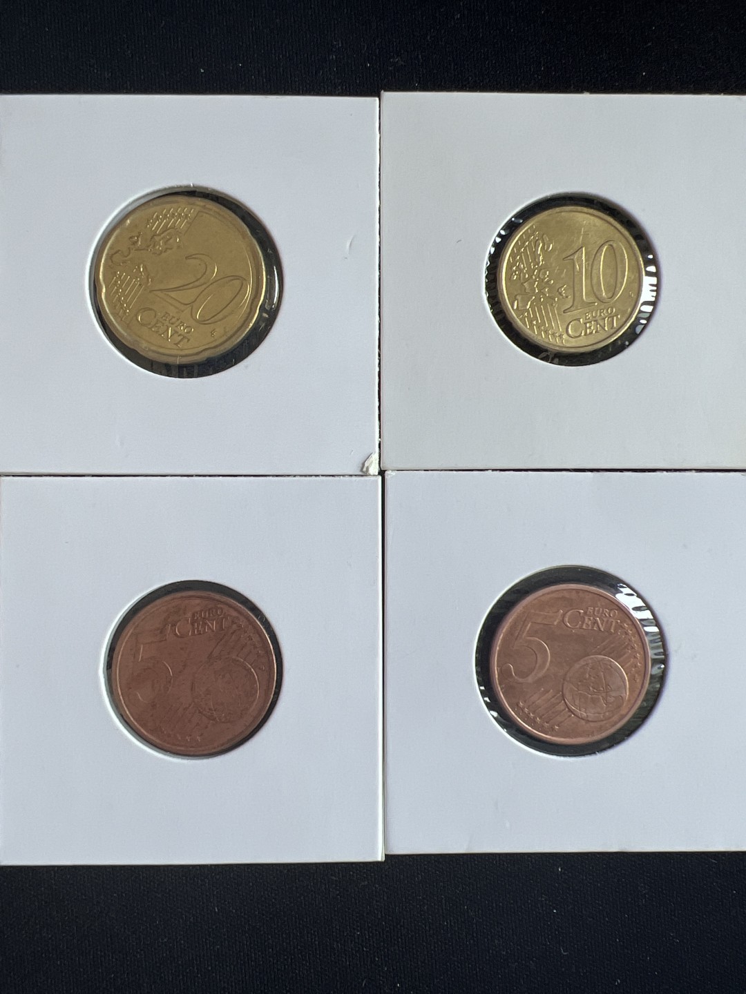 泡泡堂微拍第一 二 三幕硬币、纸币捡漏可累计专场👿👿，累计满二十元包邮，接受代拍业务 意大利四枚