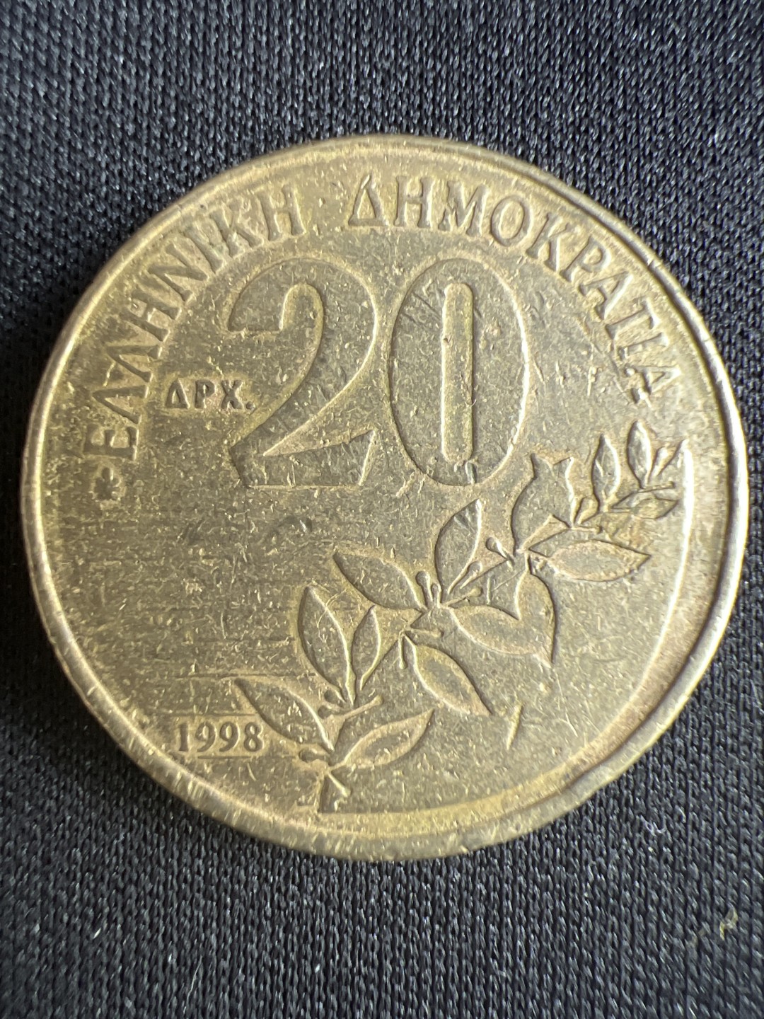 泡泡堂微拍第一 二 二幕硬币捡漏可累计专场👿👿，累计满二十元包邮，接受代拍业务 希腊20分