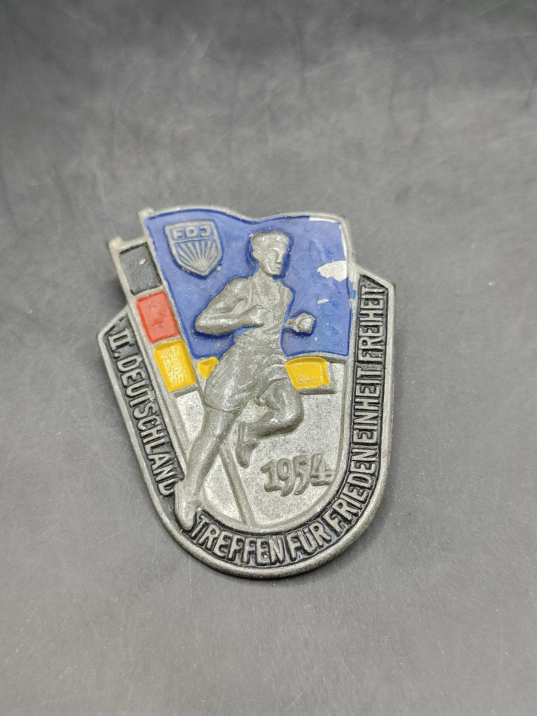 全场0元起拍 第46期 咸鱼国勋章拍卖专场 4月12日（周三）下午6：00开始 1954年 东德fdj徽章