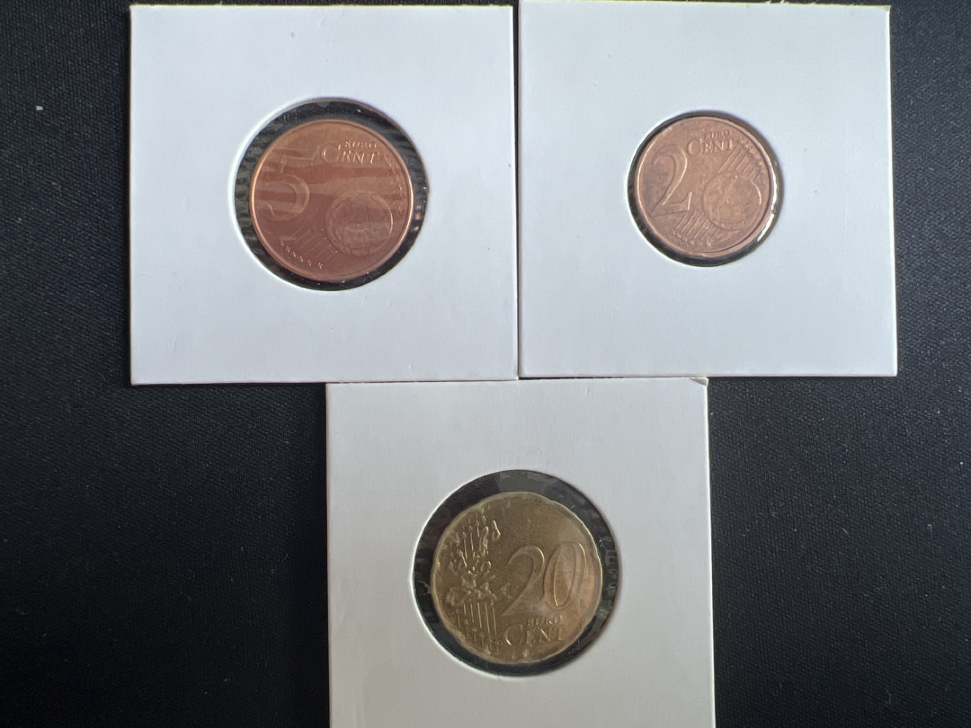 泡泡堂微拍第一 二 三幕硬币、纸币捡漏可累计专场👿👿，累计满二十元包邮，接受代拍业务 比利时三枚