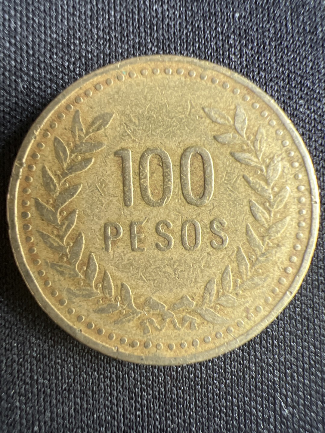 泡泡堂微拍第一 二 二幕硬币捡漏可累计专场👿👿，累计满二十元包邮，接受代拍业务 哥伦比亚100比索