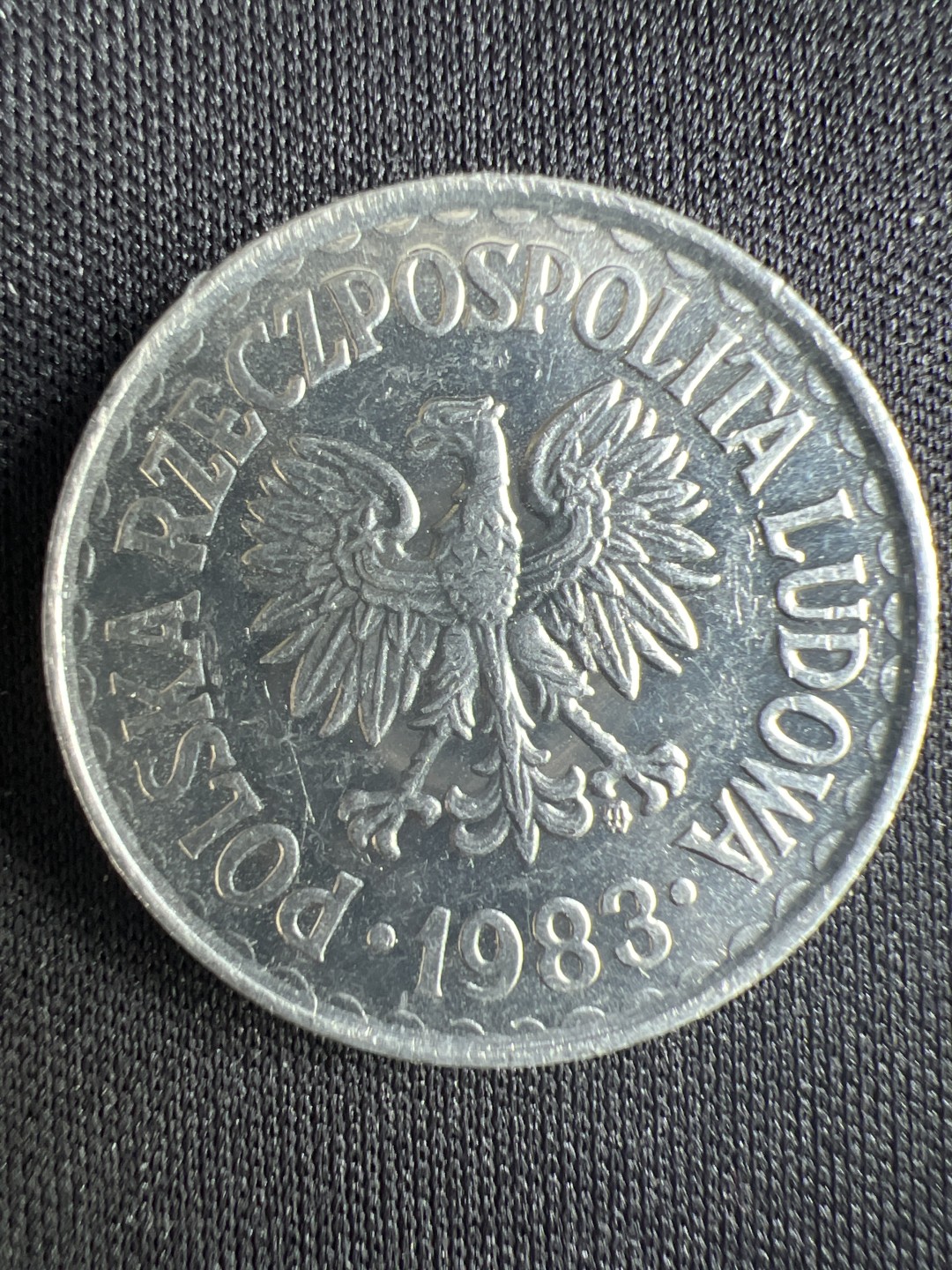 泡泡堂微拍第一 二 二幕硬币捡漏可累计专场👿👿，累计满二十元包邮，接受代拍业务 波兰1ZT