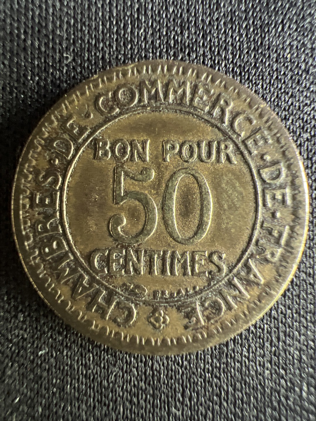 泡泡堂微拍第一 二 一幕硬币捡漏可累计专场👿👿，累计满二十元包邮，接受代拍业务 法国50分