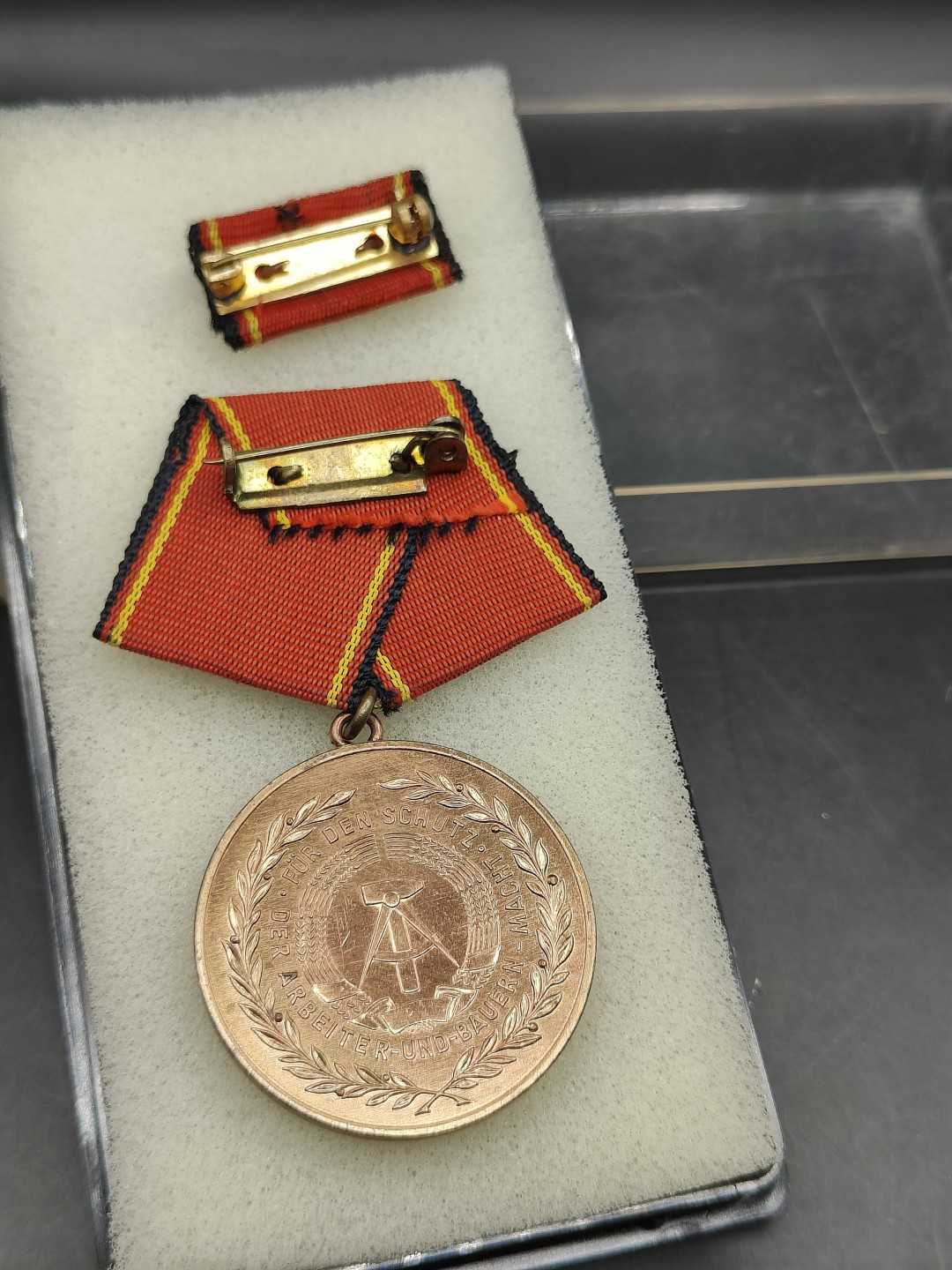 全场0元起拍 第46期 咸鱼国勋章拍卖专场 4月12日（周三）下午6：00开始 东德人民军功勋奖章