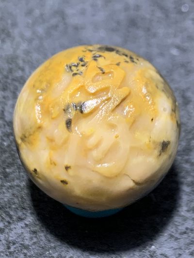 精美风化纹战国红玛瑙亚光雕刻缘字随形珠一颗！ - 精美风化纹战国红玛瑙亚光雕刻缘字随形珠一颗！