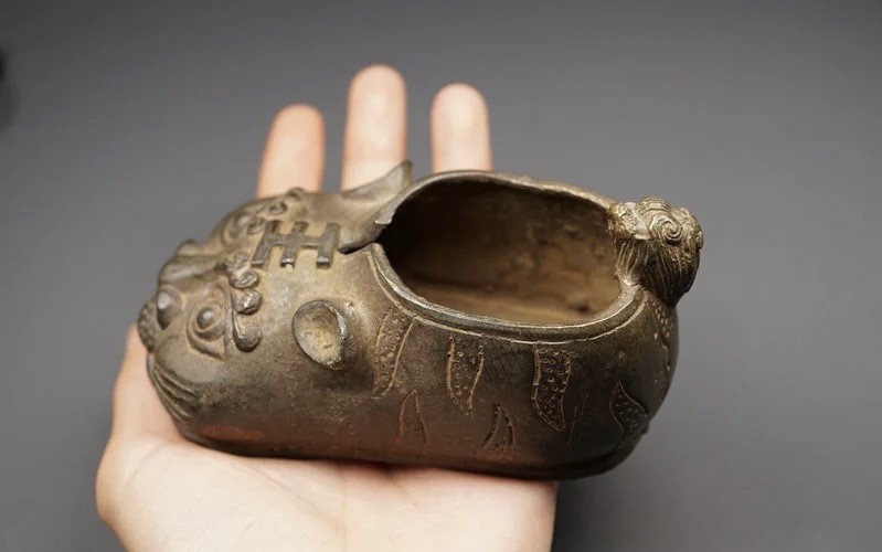 ｜冷门出品｜精选专拍·第叁拾壹场· 老铜镀银 虎头鞋 摆件
