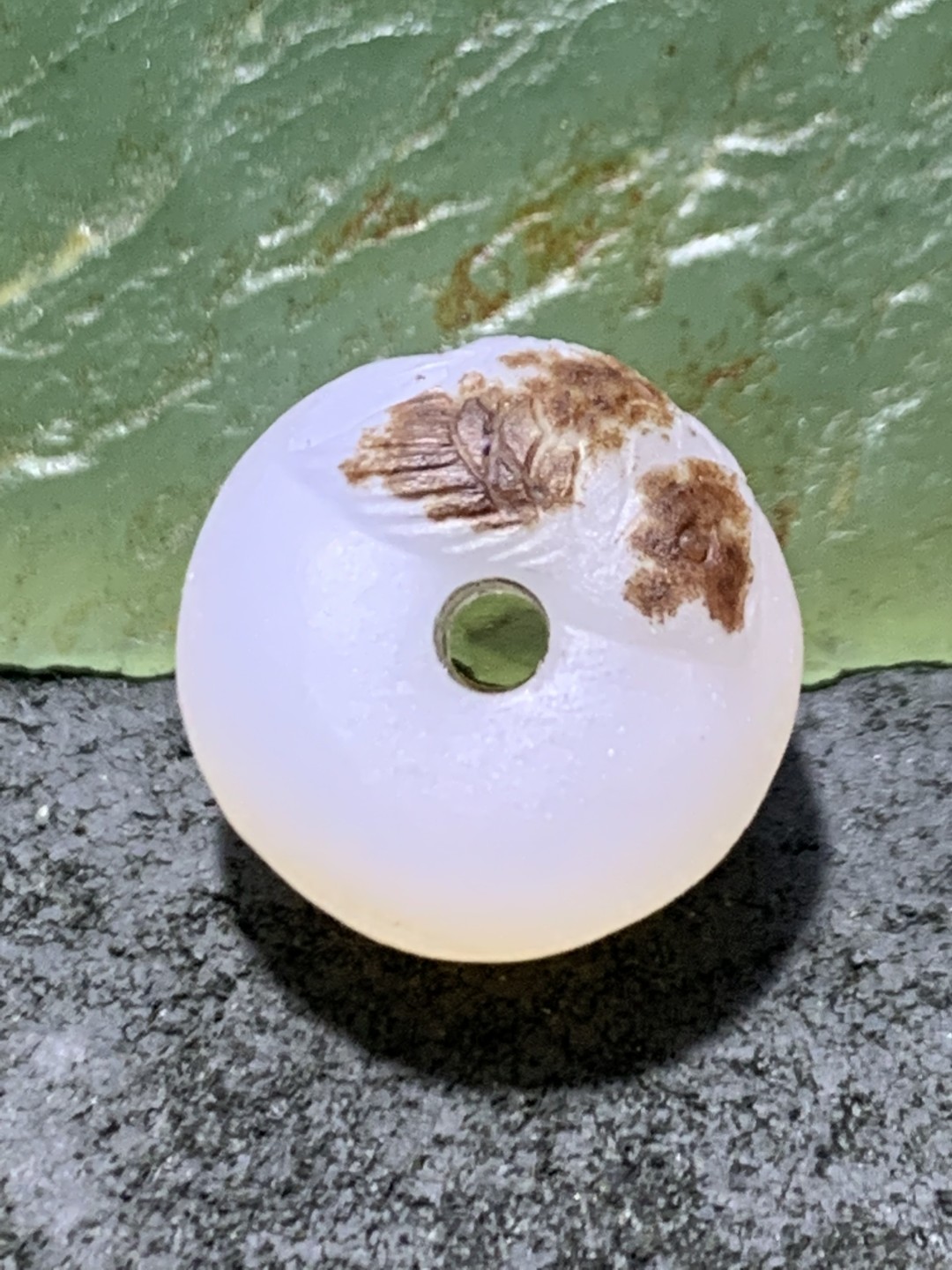 精美亚光高玉化海洋玉髓手工俏色巧雕富贵有鱼墩子一个！