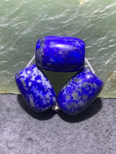天然原矿阿富汗老矿青金石桶珠三个！ - 天然原矿阿富汗老矿青金石桶珠三个！