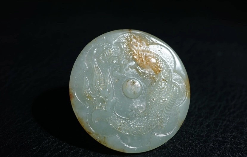 ｜冷门出品｜精选专拍·第叁拾壹场· 明清工老和田玉龙鱼玉镜把件