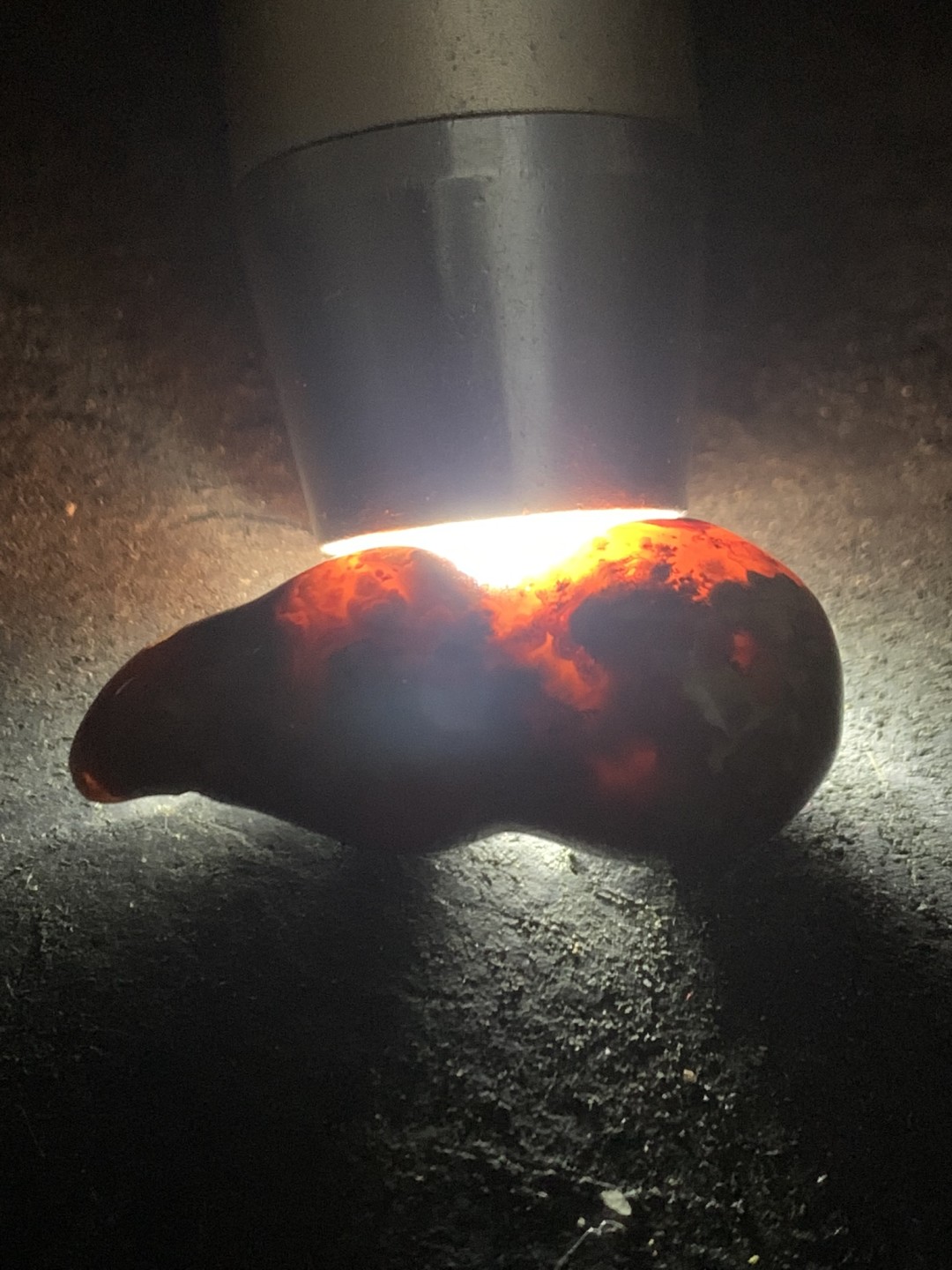 精美草花纹战国红玛瑙葫芦吊坠一个，