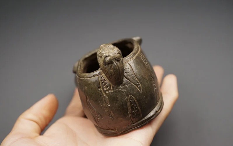 ｜冷门出品｜精选专拍·第叁拾壹场· 老铜镀银 虎头鞋 摆件