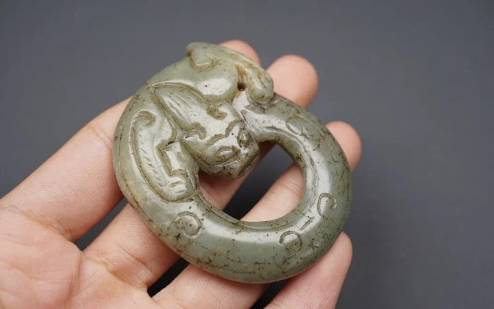 ｜冷门出品｜精选专拍·第叁拾壹场· 明清工 和田玉 龙环 挂件