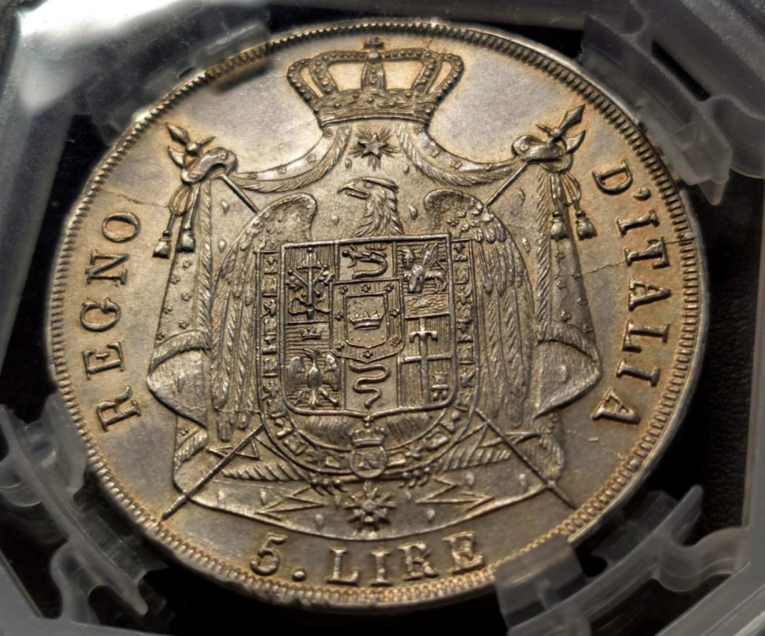 凡希社世界钱币微拍第二百三十五期 荐！1812M意大利王国5里拉大银GENI-AU58淡彩粉光收藏级！