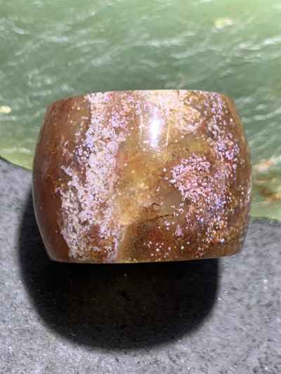 天然高润度罕见水草玛瑙扳指一个， 天然高润度罕见水草玛瑙扳指一个，