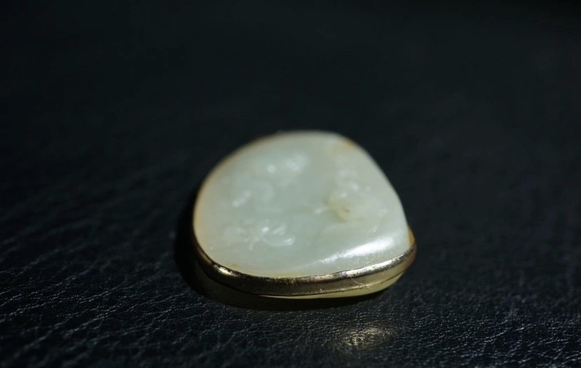 ｜冷门出品｜精选专拍·第叁拾壹场· 苏工老和田玉鱼戏莲挂件