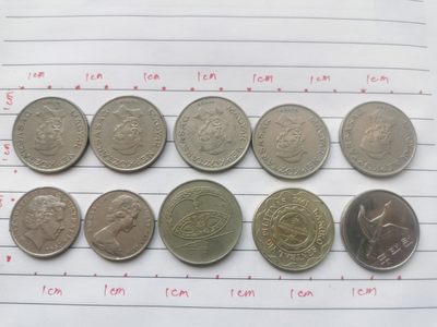 综合藏品场.喜欢出价就得！无套路无托.诚信惠友交友！自动快拍. 硬币10枚原生态无任何人为处理.编号230007实图拍摄.