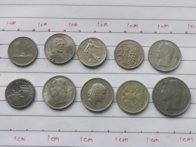 综合藏品场.喜欢出价就得！无套路无托.诚信惠友交友！自动快拍. 硬币10枚原生态无任何人为处理.编号230006实图拍摄.