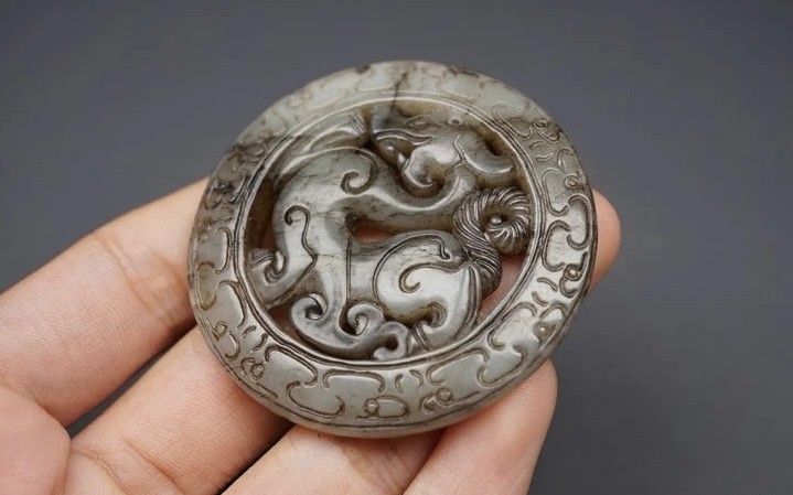 ｜冷门出品｜精选专拍·第叁拾贰场· 和田玉 龙纹圆牌挂件