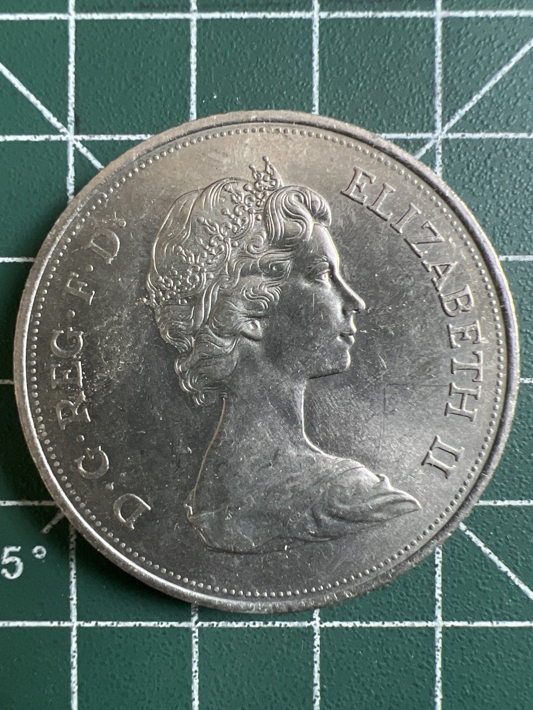 泡泡堂微拍第一 二 五幕硬币捡漏可累计专场👿👿，累计满二十元包邮，接受代拍业务 英国女王银婚25新便士纪念币