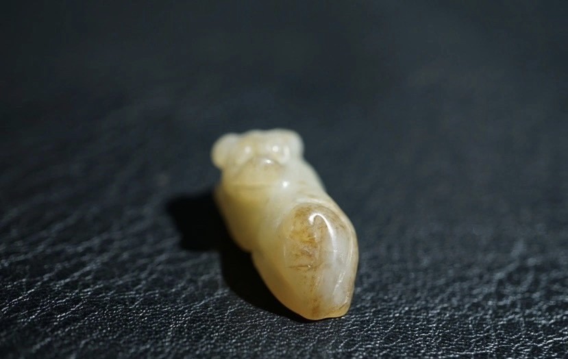 ｜冷门出品｜精选专拍·第叁拾叁场· 明清工老和田玉玉狗挂件
