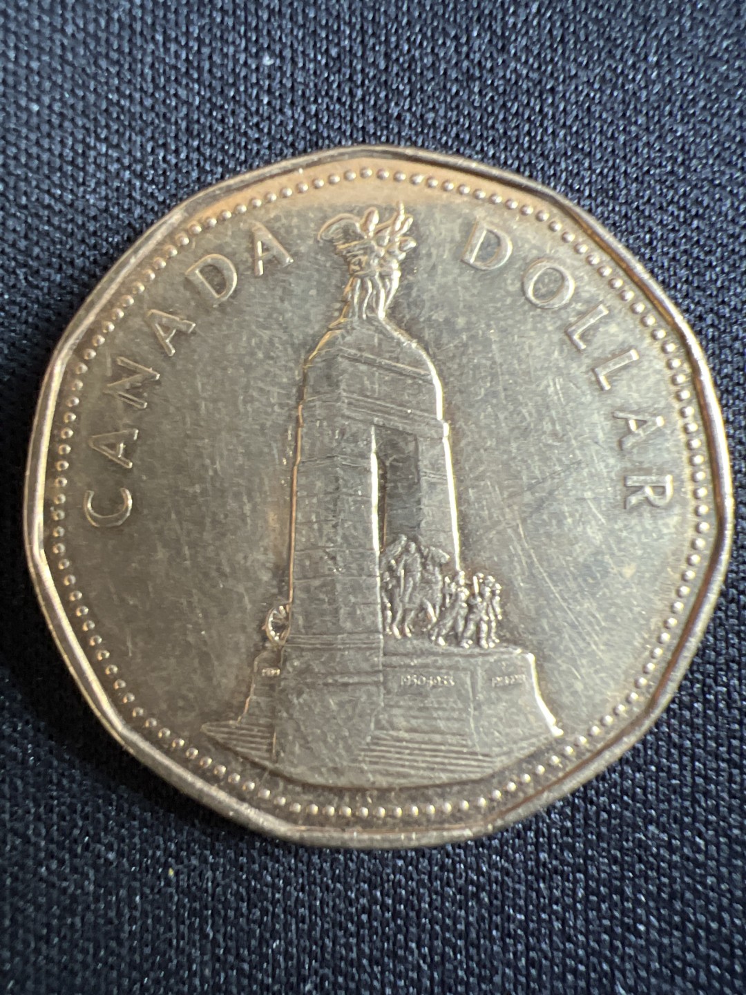 泡泡堂微拍第一 二 五幕硬币捡漏可累计专场👿👿，累计满二十元包邮，接受代拍业务 加拿大一元纪念币