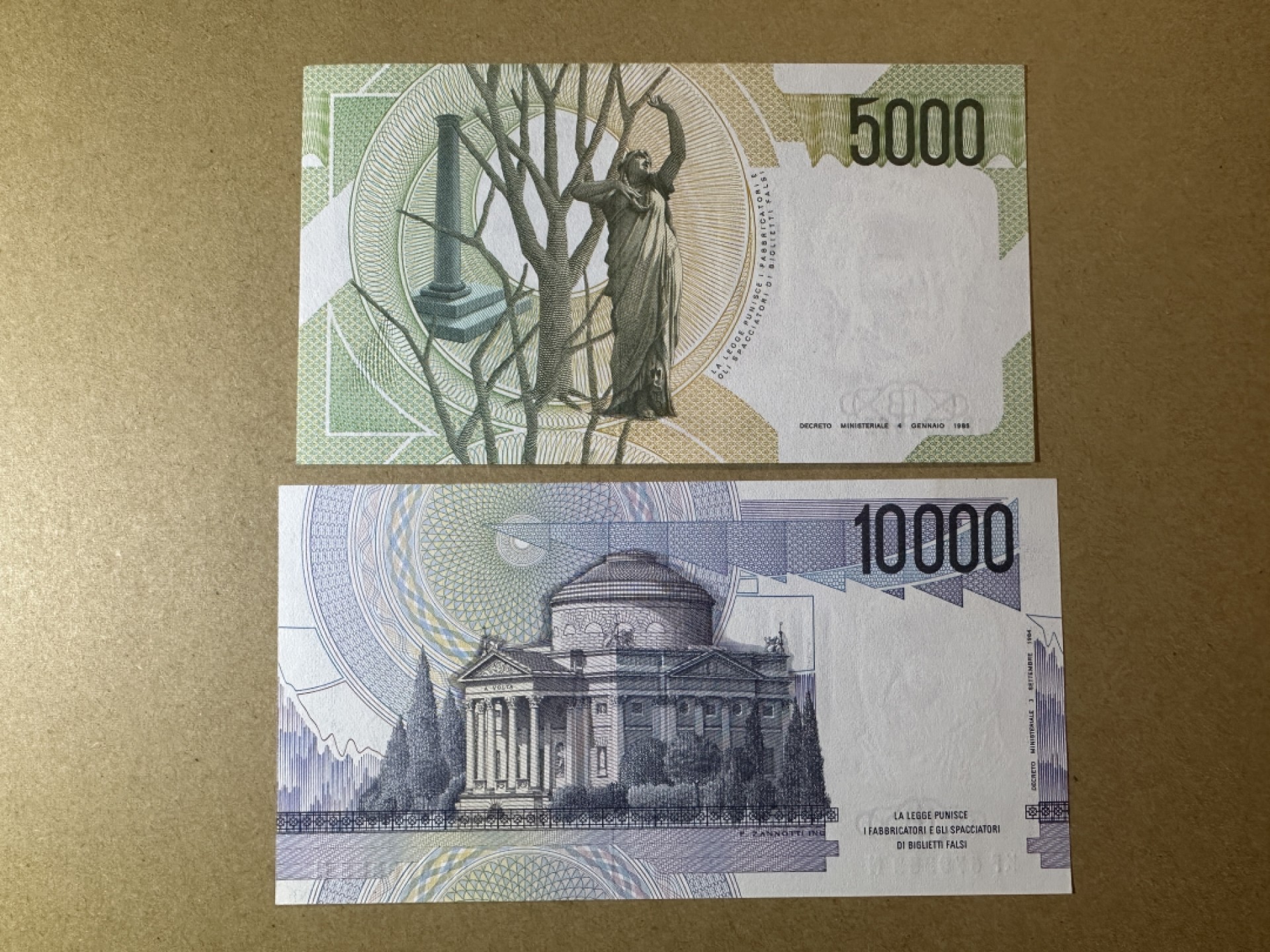 《张总收藏》98期——外币强钞100拍 意大利5000、10000里拉2张 UNC 末版