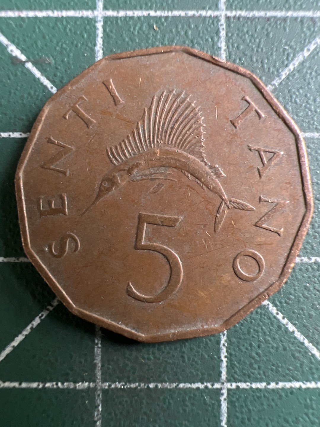 泡泡堂微拍第一 二 五幕硬币捡漏可累计专场👿👿，累计满二十元包邮，接受代拍业务 坦桑尼亚五分